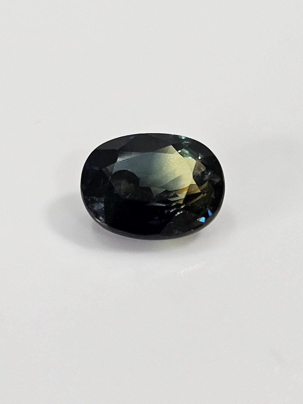 Certified Natural 2.302ct. Sapphire